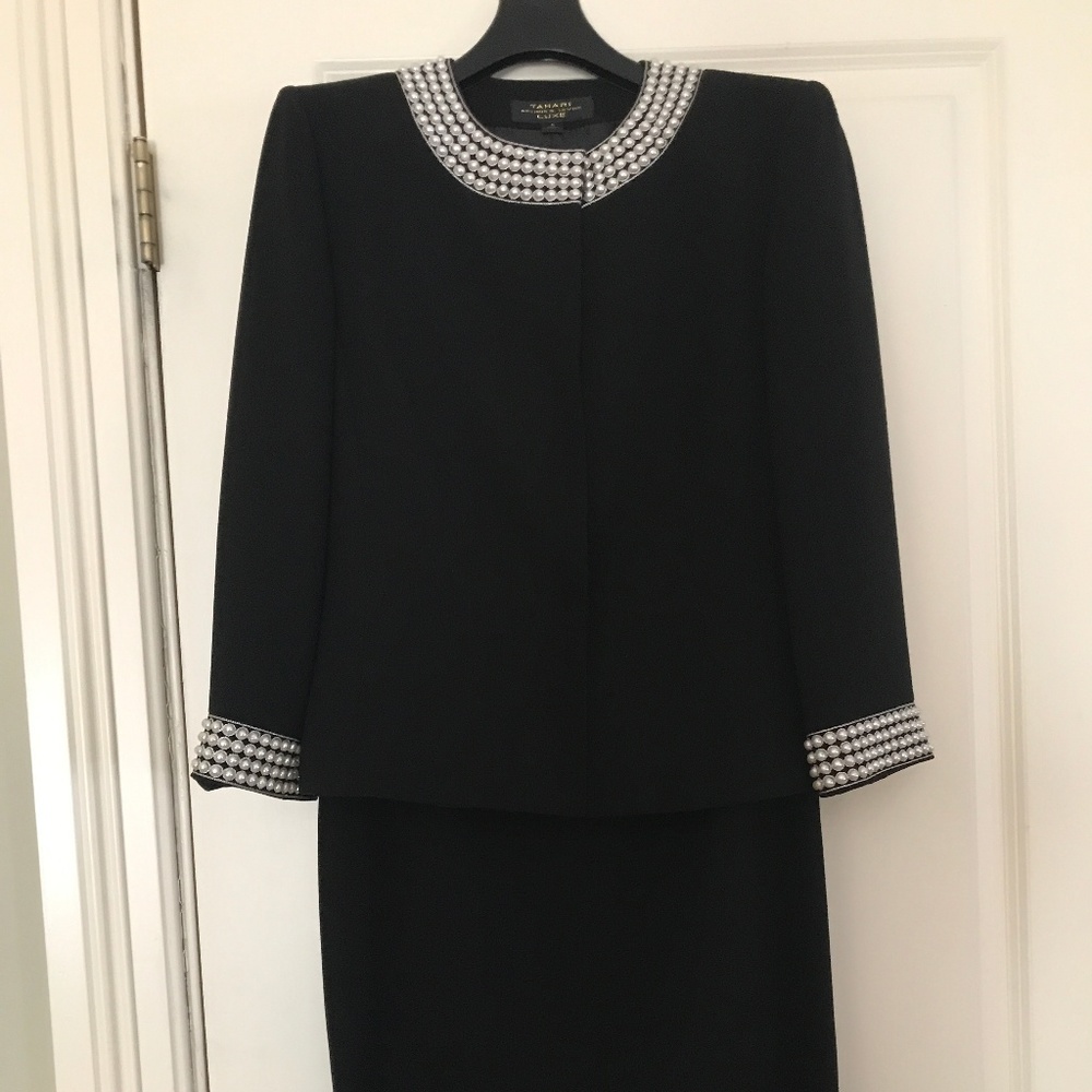 Tahari pearl trim suit